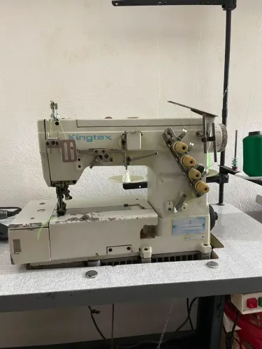 Máquina de costura industrial colarete 