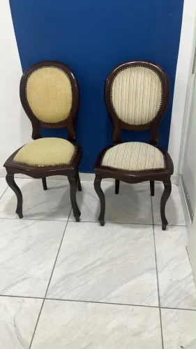 Cadeiras medalhão elegantes madeira maciça