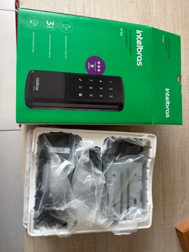 Fechadura eletrônica Intelbras FV 101