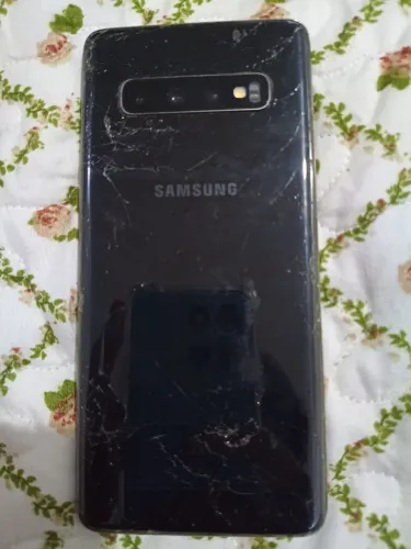 Samsung S10