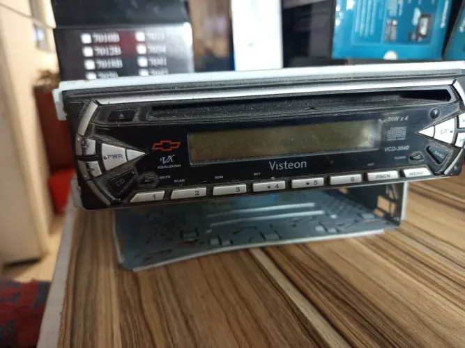 Rádio e CD Player Automotivo Visteon VCD-3040 original Chevrolet