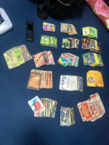 Cartas colecionáveis (Semi-Novas; Novas e Desgastadas)
