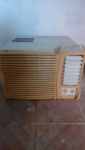 Ar-condicionado de janela 10mil