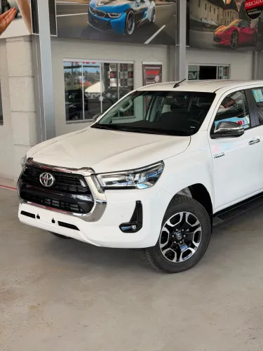 Toyota Hilux CD SRV 4X4 2.8 TDI Diesel Aut. 2026