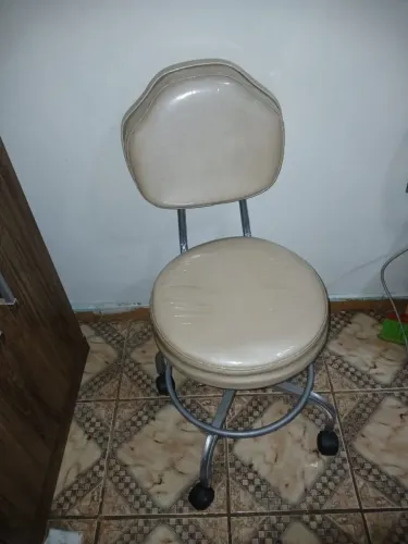 Cadeira giratória mocho