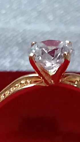 Vendo um Anel de Ouro 18k por 700 reais aceito proposta 