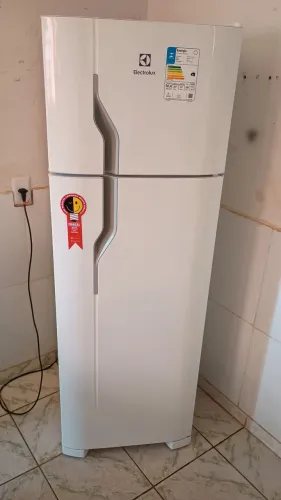 Geladeira Electrolux dúplex