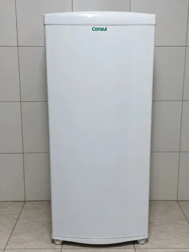 Vendo geladeira consul