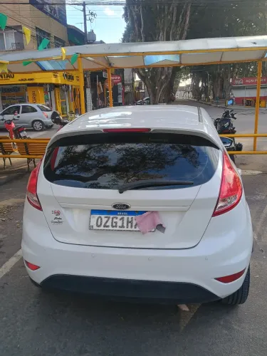 Ford Fiesta 1.5 16V Flex Mec. 5P 2014