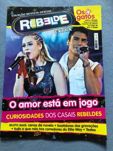 COLEÇÃO REVISTA OFICIAL REBELDES EXTRA