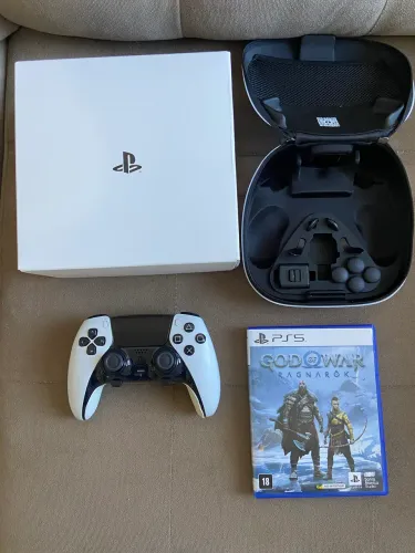 Controle PS5 Edge + God of War Ragnarok