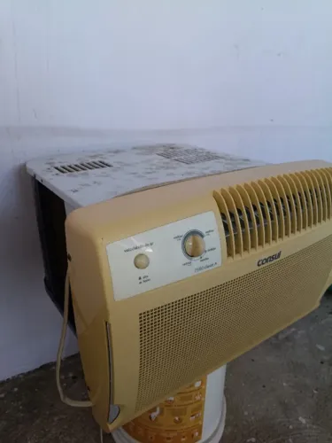 Ar condicionado Janela 7.500 BTUs - 127v.