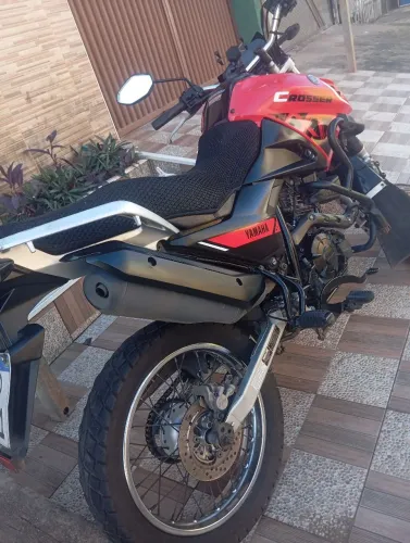 Vendo essa moto com urgência