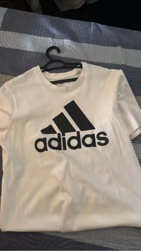 Camiseta adidas