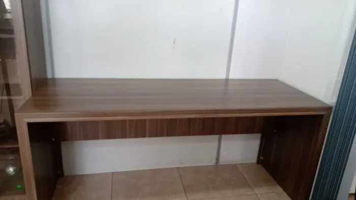 MESA  1,63 X 60 X 74 ALT MADEIRADA LINDA
