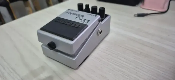 Pedal Boss FZ-2 Hyoer Fuzz