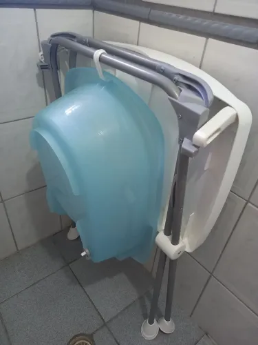 Banheira com trocador azul - burigotto