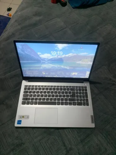 VENDE-SE NOTEBOOK