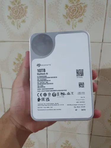 HD SEAGATE SKYHAWK AI 10TB SATA R$1999,99 OLX PAY ENVIOS FRETE GRATIS
