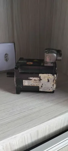 Servo motor