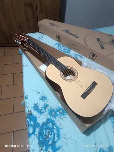 Violão acústico tagma