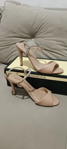 Sapato nude