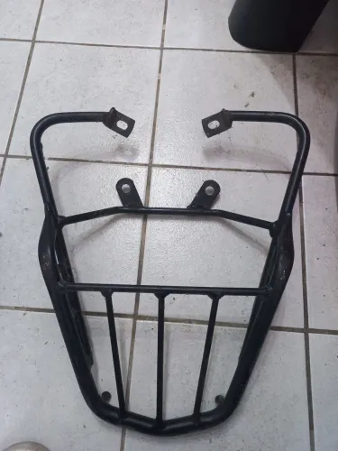 Suporte pra bagageiro moto