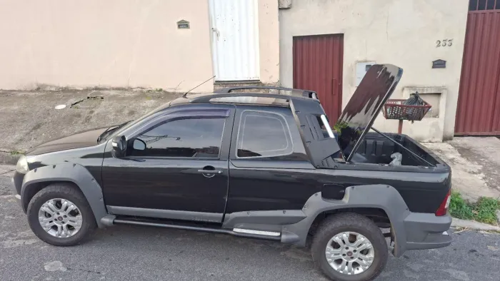Fiat Strada Adventure1.8/ 1.8 Locker Flex CD 2012
