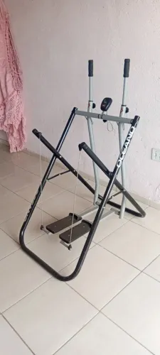 Simulador de caminhada da marca Oceano.