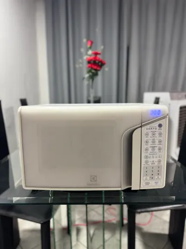 Microondas Electrolux 31L 