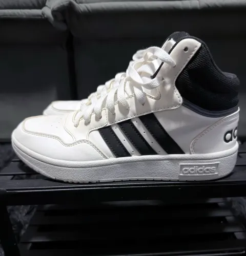 Tênis Adidas Hoops Mid Original - Estado de Novo.
