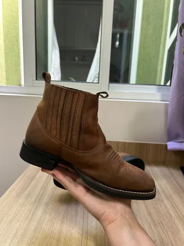 Bota feminina cano baixo couro fosco vimar