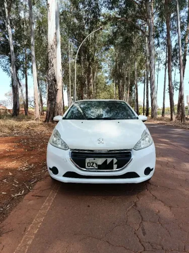 Peugeot 208 Active/active Pack 1.5 Flex 8V 5P 2015