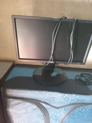 CPU Gamer TGT e Monitor da Positivo