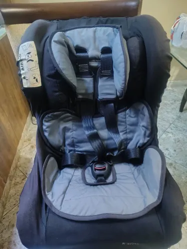 Cadeirinha infantil para carro