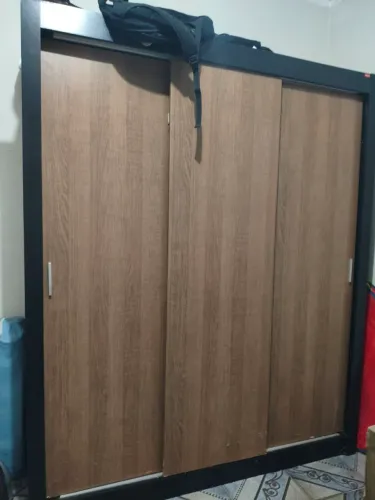 Guarda roupa solteiro 