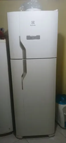 Geladeira eletrolux