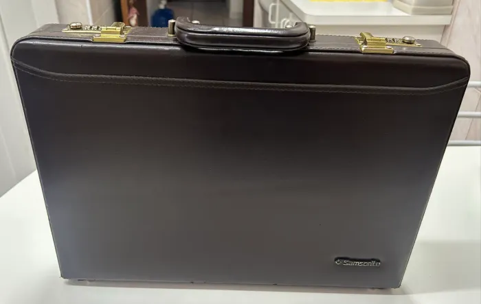Maleta Executiva de Couro Samsonite