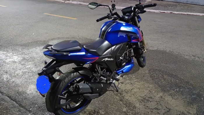 Apache RTR 200 (Praticamente Nova/Pouco uso)