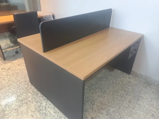 Mesa de escritório 