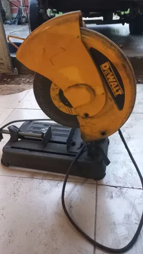 Policorte DeWalt 220v 