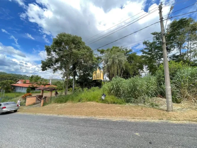 Lote à Venda - Solar das Palmeiras (1800m²)
