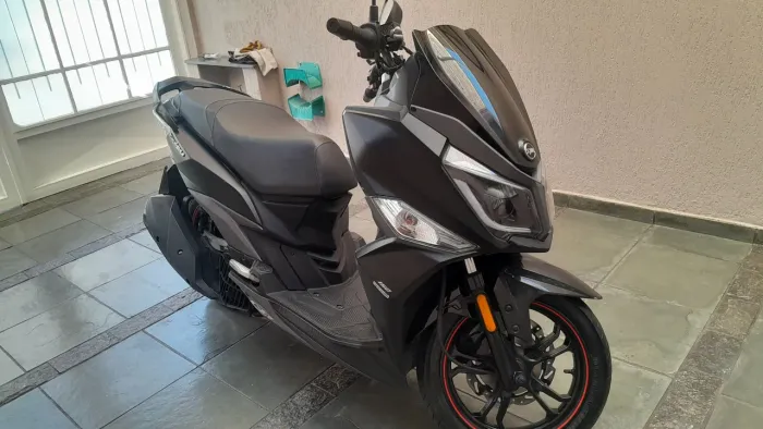 Vendo Scooter único dono