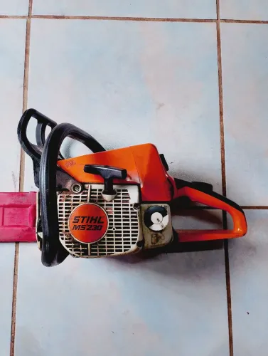 MOTOSERRA STIHL MS 230