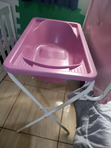 Banheira com suporte