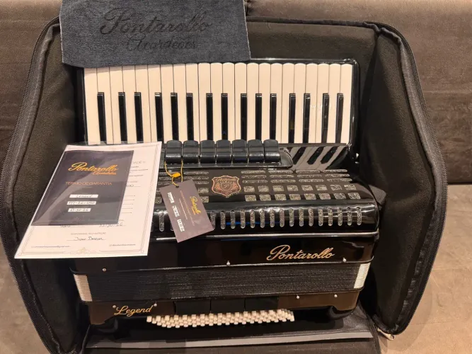 Acordeon Pontarollo Legend 80 baixos Nova 3ª4ªvoz