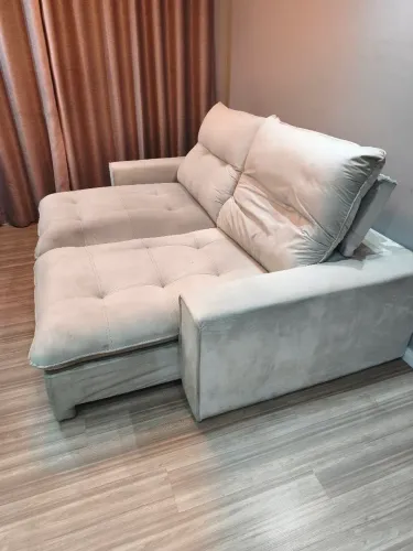 Sofá retrátil molas ensacadas