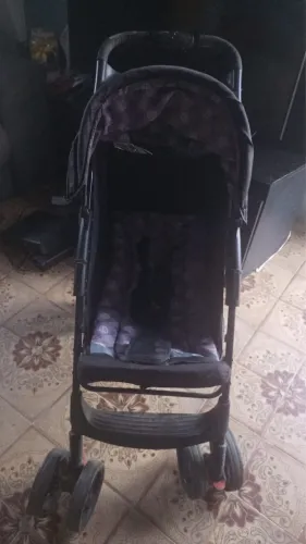 carrinho de bebê pouco usado acompanha bebê conforto