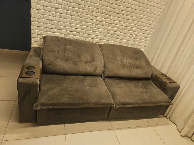 Sofá retrátil 4 lugares