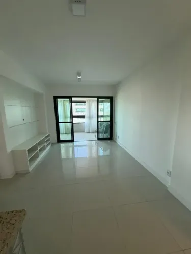 Imóvel para aluguel tem 55 metros quadrados com 1 quarto em Paralela - Salvador - BA